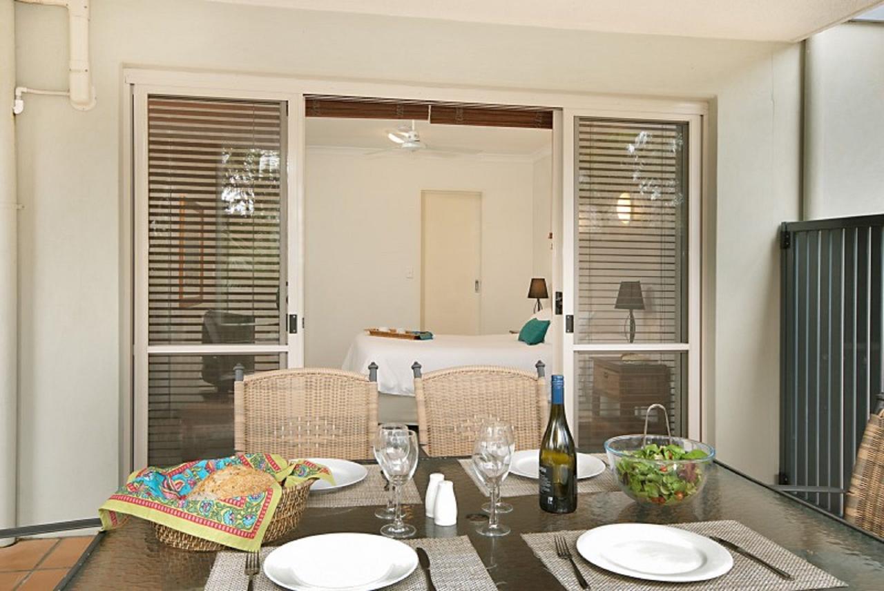 Byron Bay Accom Unit 1 22 Paterson Street, Byron Bay - Solaris Apartment Exterior photo